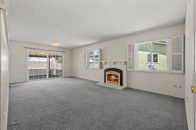 Building Photo - 8346 Lake Baca Dr