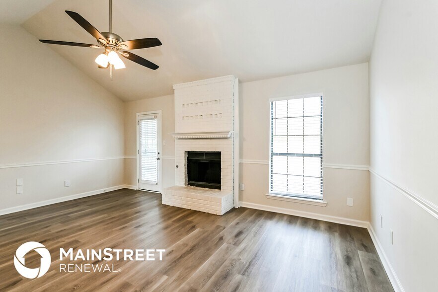 Building Photo - 10126 Stephenson Ln