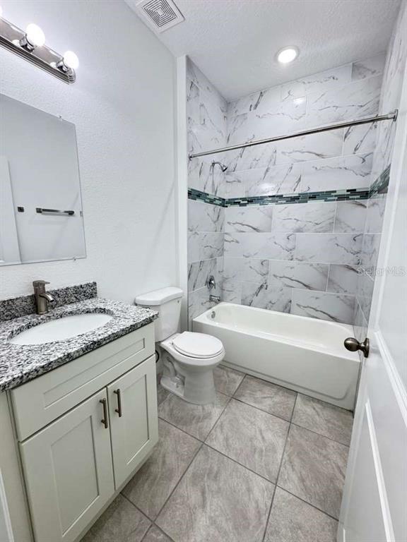 Building Photo - 6142 SW 154th Place Rd