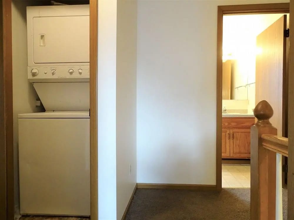 Building Photo - 219 N Market St