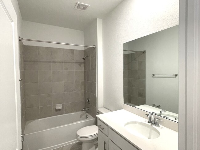 Building Photo - 2184 Dragonfruit Wy