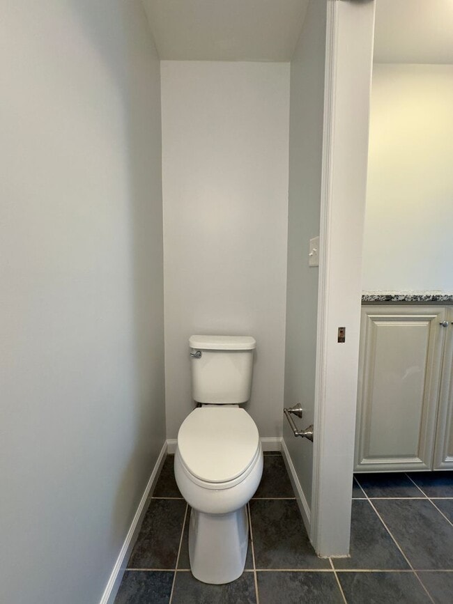 Building Photo - Charming 2 Bedroom/2.5 Bathroom Townhome in Upper Fells Point, MD!