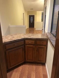 Building Photo - 445 Cozby Ave