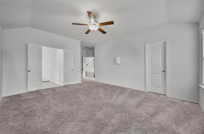 Building Photo - 9539 Summer River Dr