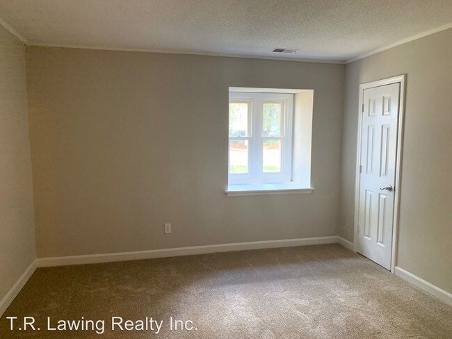 Building Photo - 10708-10710 Blue Heron Dr