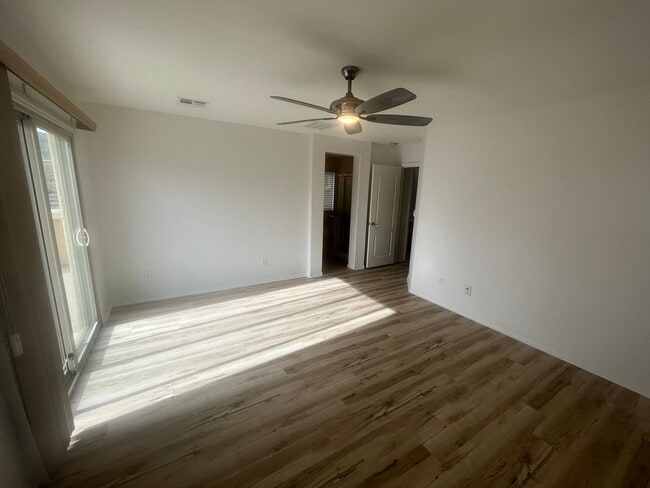 Building Photo - 2 Story-Single Family Home Located in Providence