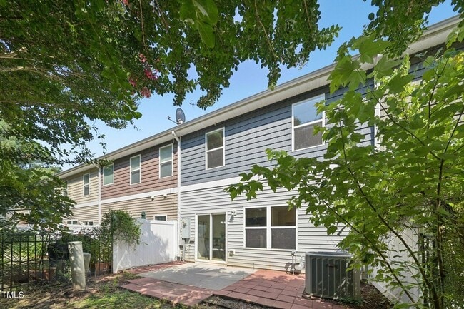 Building Photo - 117 Cobalt Creek Way