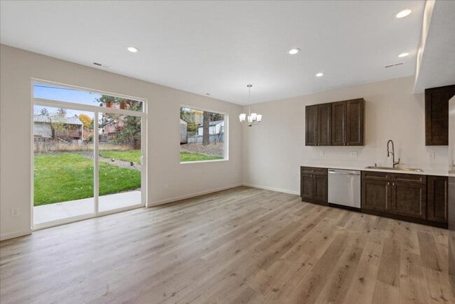 Building Photo - Modern Comfort Meets Urban Convenience – Brand New 3-Bedroom Townhome in Lower South Hill