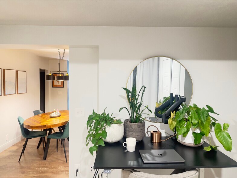 Building Photo - 3350 E Del Verde Ave