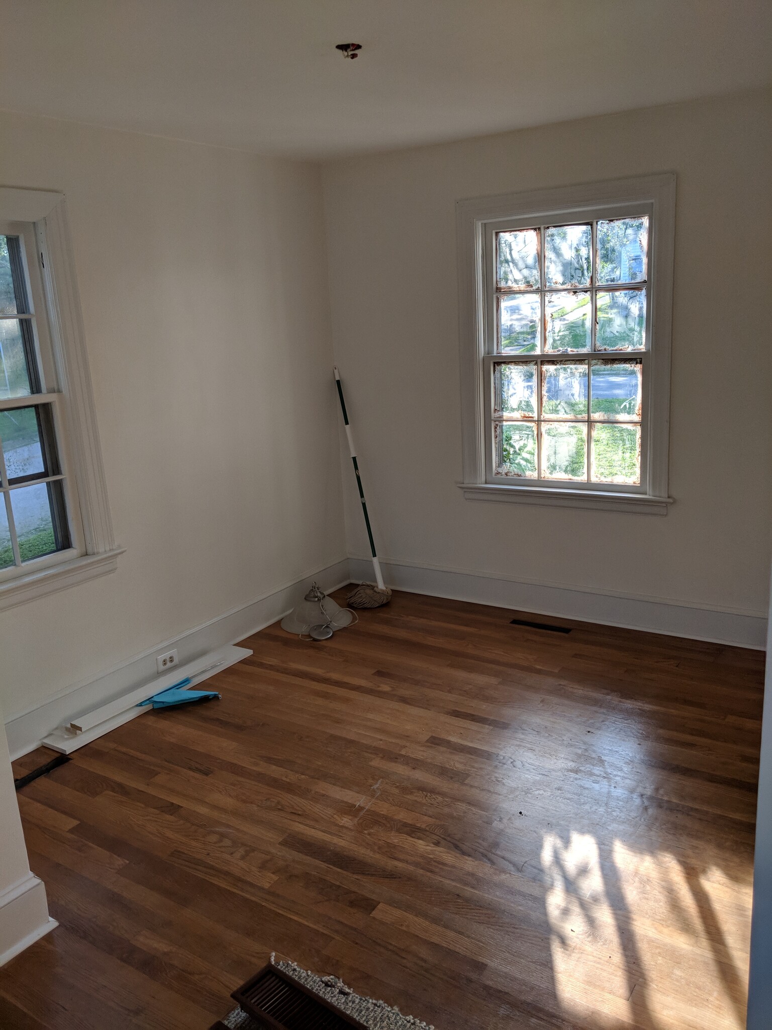 Dinning room - 1111 Watauga St