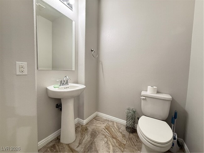 Building Photo - 132 Dunblane St