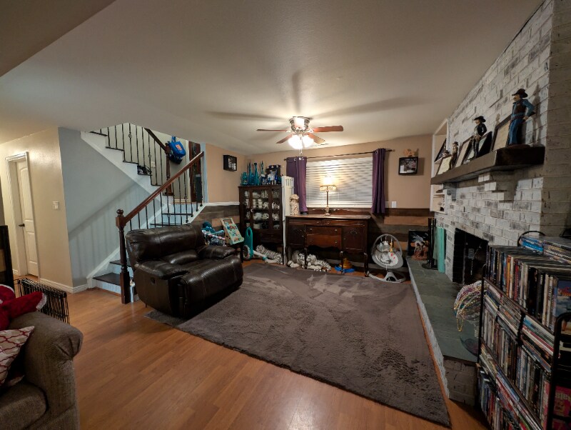 Building Photo - 5315 Villa Cir