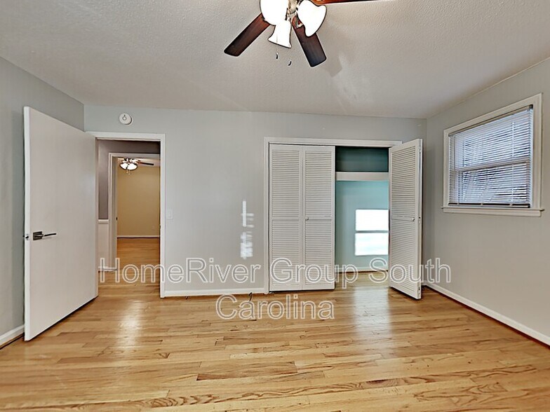 Building Photo - 7908 Tradd St