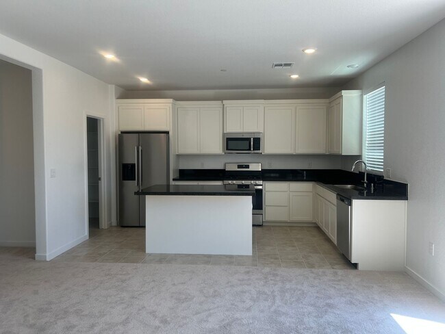 Building Photo - Brand New Build in Great Location and New ...