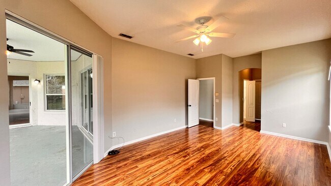 Building Photo - Spacious 4BR Home in Winter Springs | 2,874 Sq Ft | Pet-Friendly | Near Park & Playground