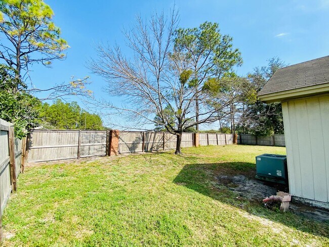 Building Photo - Bright & Spacious Home with 2 Car Attached...