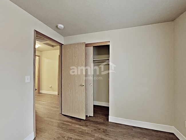 Building Photo - 16989 SW Cashew Way