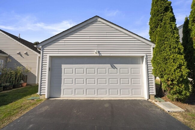 Building Photo - 8292 Carano Way