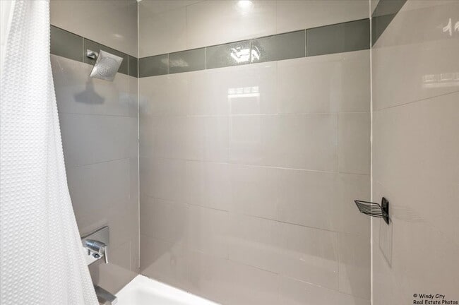 Building Photo - 3008 Blarney Stone Ln