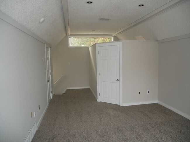 Building Photo - 7609 Clarkfield Pl