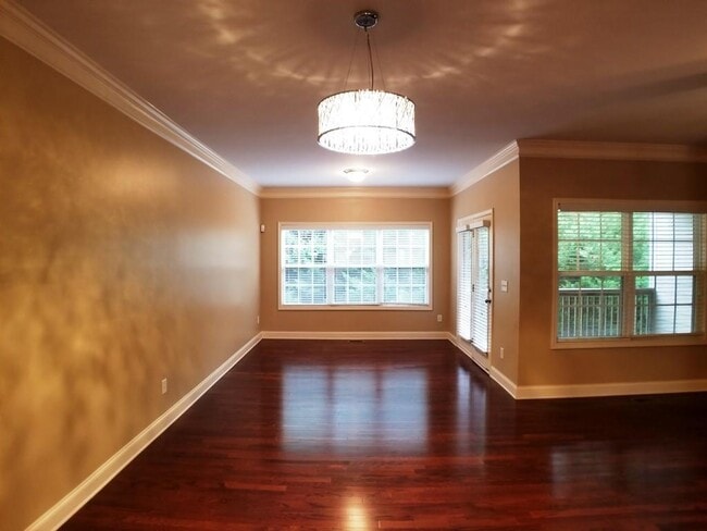 Building Photo - 3872 Fairhill Point