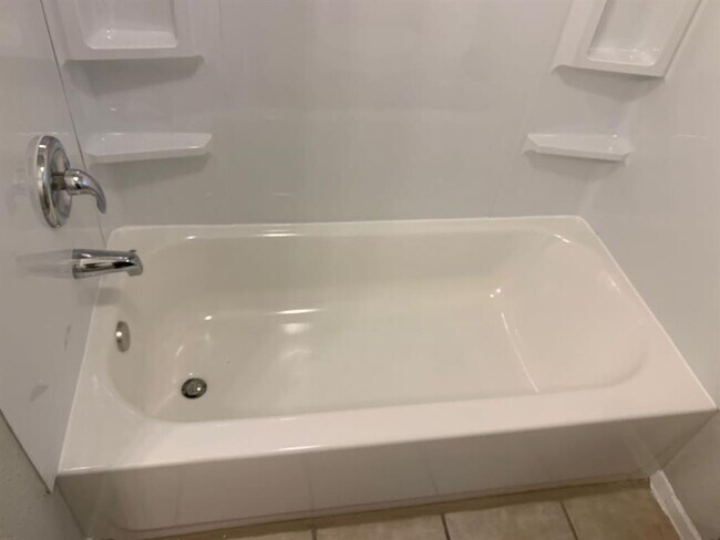 Building Photo - 9426 Chartermoss Cir