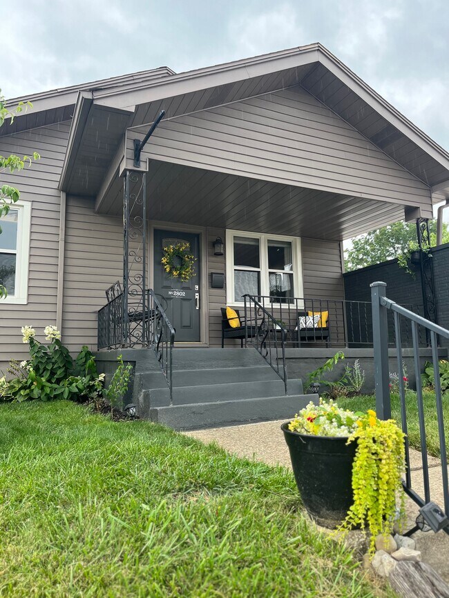 Primary Photo - 2802 Linden Ave