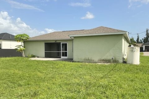 Building Photo - 309 NE 9th Terrace
