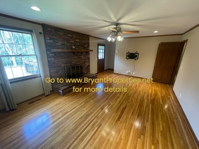 Building Photo - 1250 Dalemere Dr
