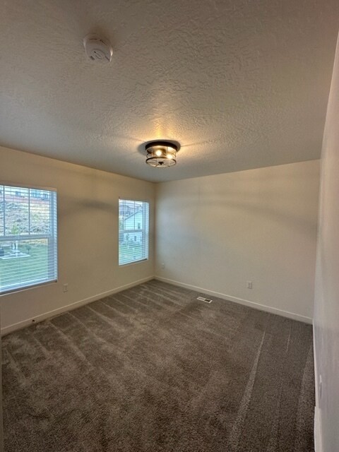 Building Photo - Adorable 4 bedroom Townhome in Lehi