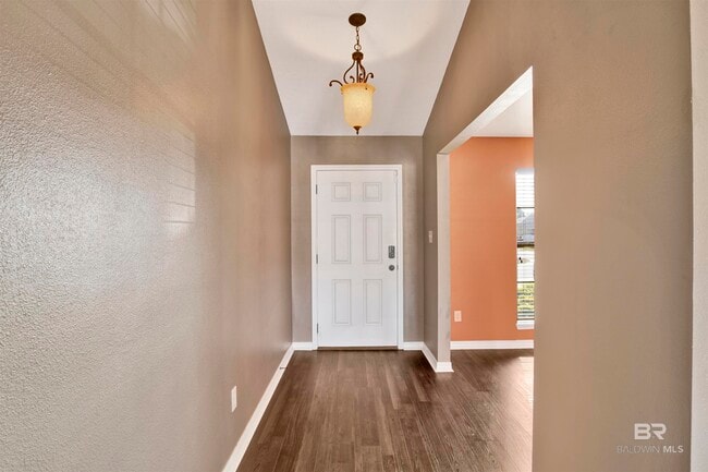 Building Photo - 33633 Field Stone Ln