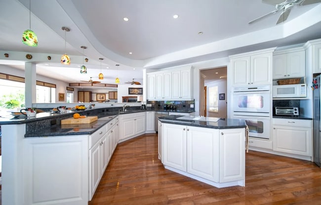 Building Photo - 837 Kai Hele Ku St