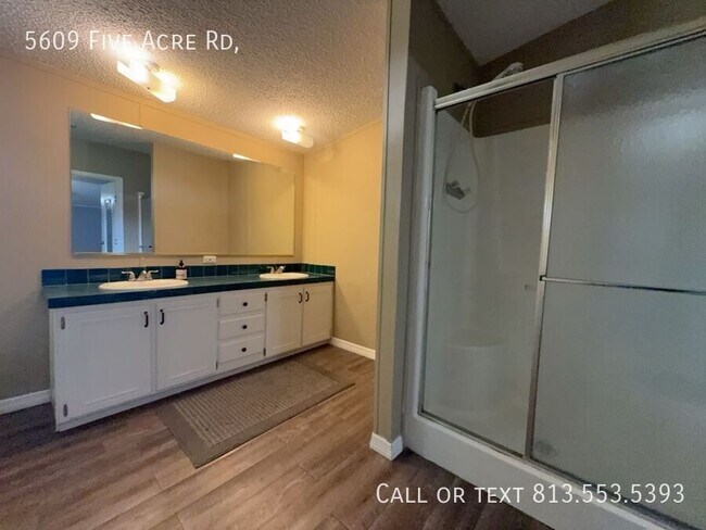 Building Photo - 5609 Five Acre Rd