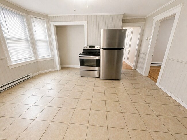 Building Photo - 7 Vinson St