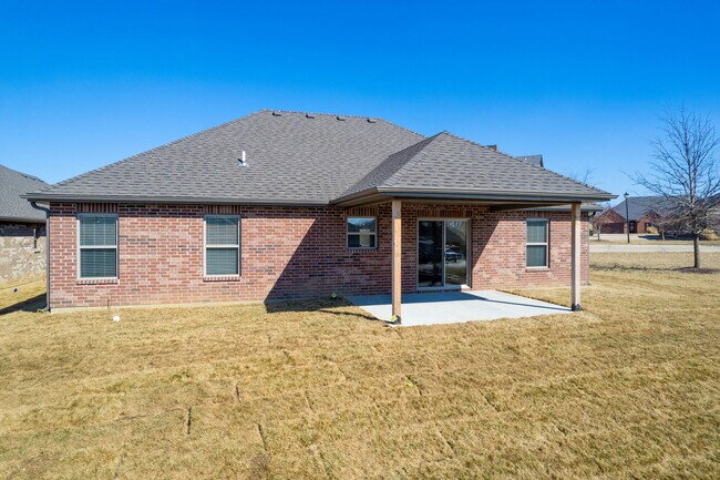 Building Photo - 1805 Talco Dr