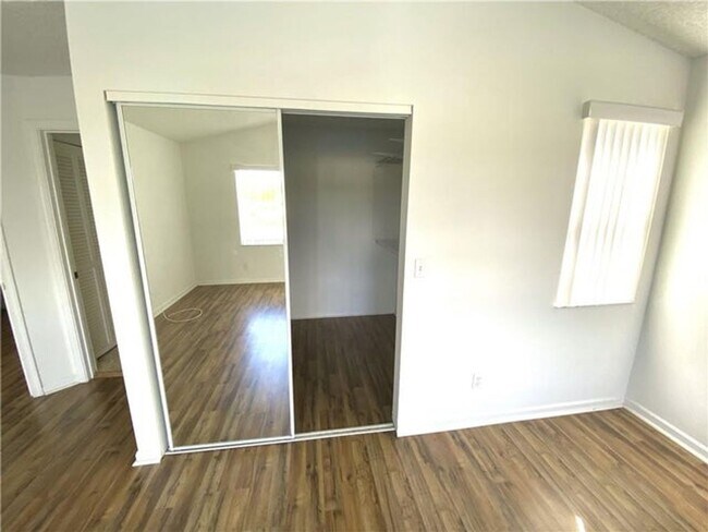 Building Photo - 11135 NW 46th Dr