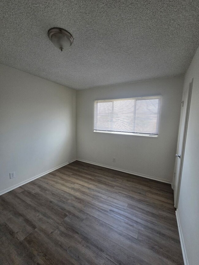 Building Photo - BUENA PARK 3 BEDROOM 2 BATH $3,500   NEAR ...