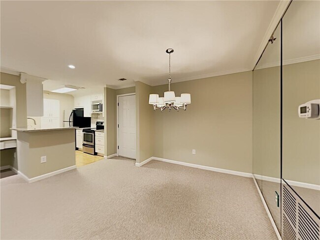 Building Photo - 1217 Highland Bluff NW
