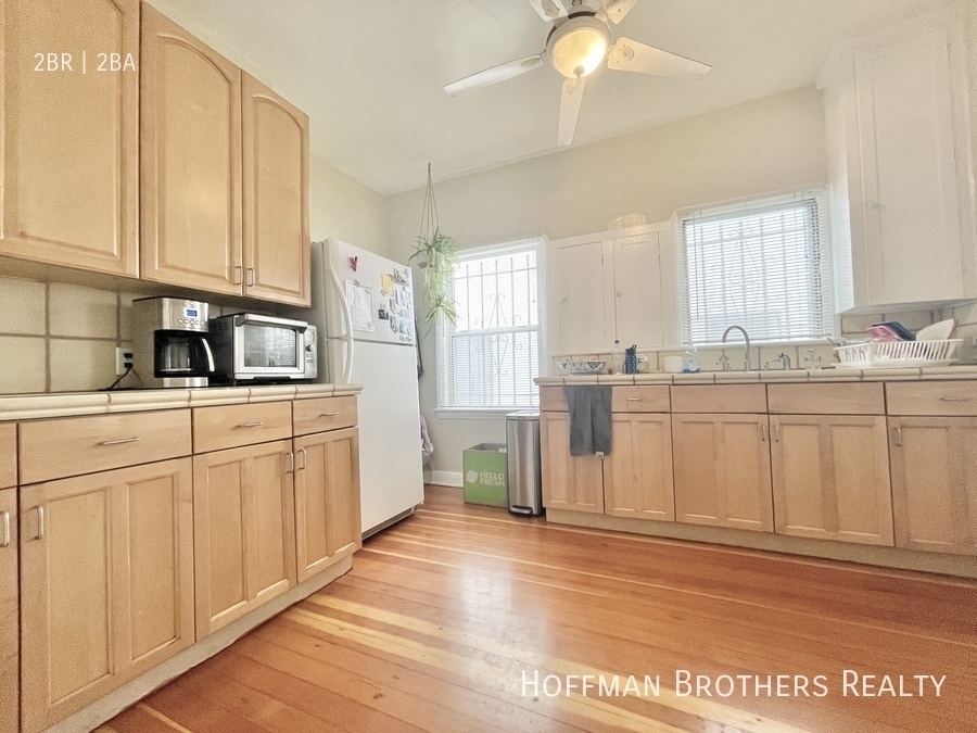 Building Photo - 606 N Spaulding Ave