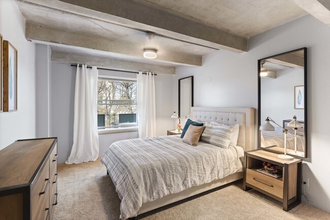 Building Photo - 1265 Race St