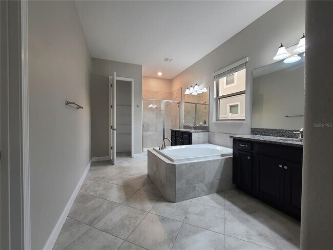 Building Photo - 11708 Navajo Sandstone St