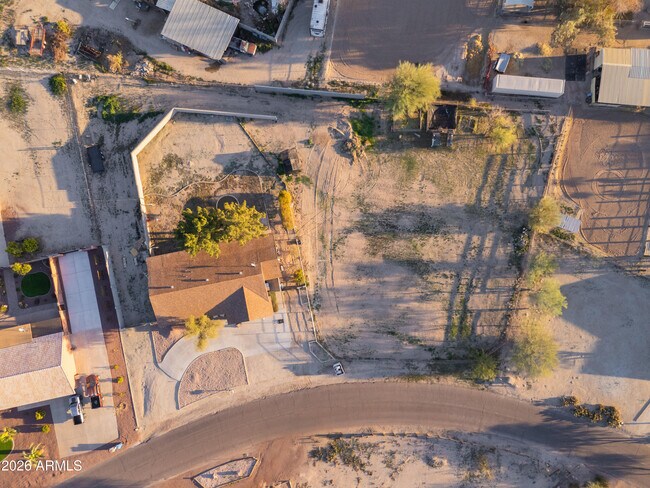 Building Photo - 2421 S 221st Ave