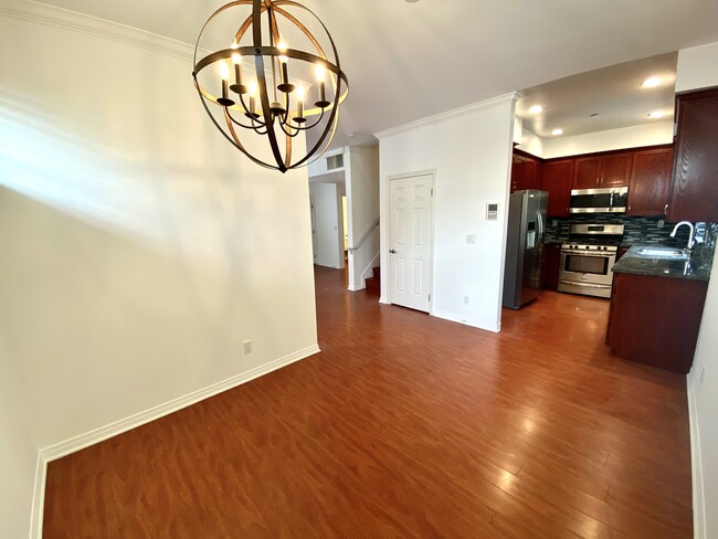 Building Photo - 1827 16th St