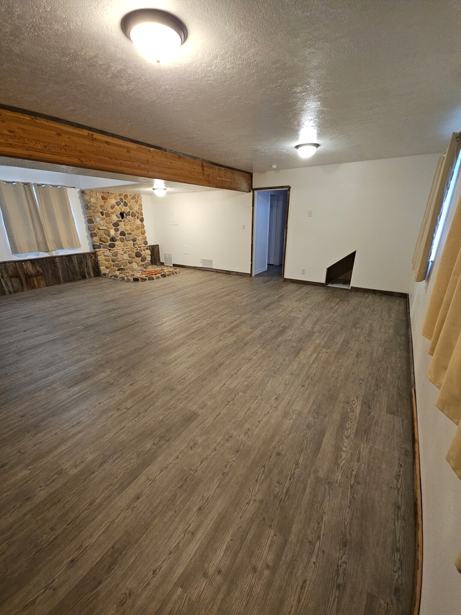 Building Photo - 1442 W 730 S