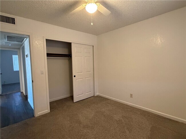 Building Photo - 883 Los Flores St