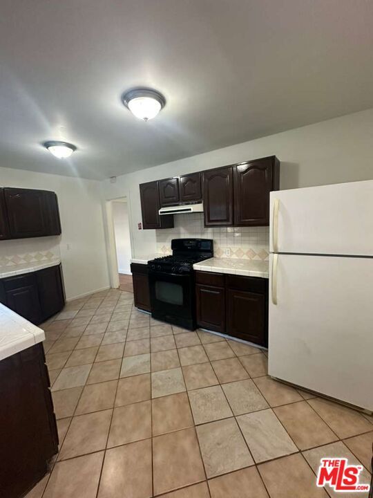 Building Photo - 509 N Vista St