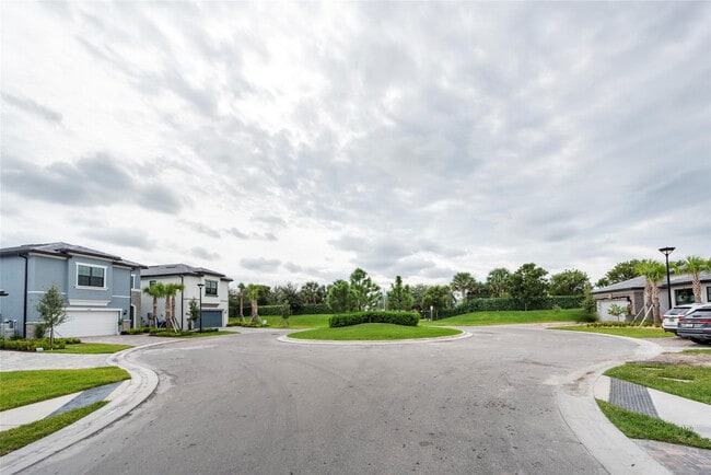 Building Photo - 4412 Silverwood Ln N