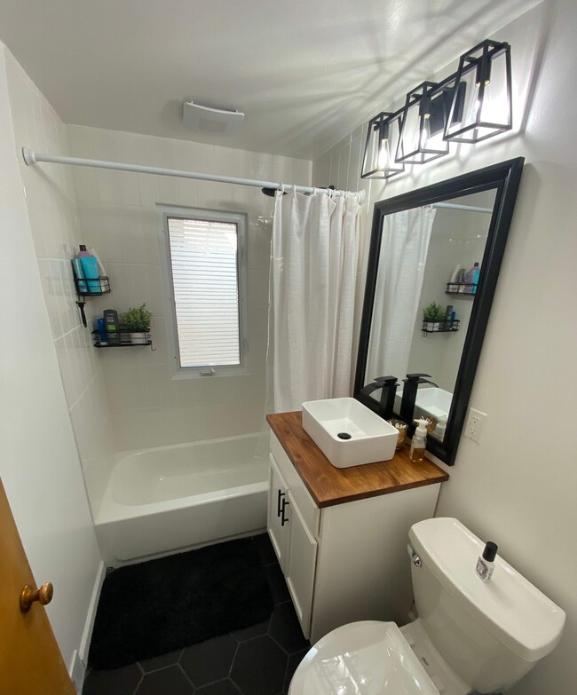 Main Floor Bathroom - 8434 Colfax Ave S