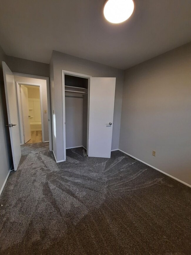 Building Photo - 3 BEDROOM | 1 BATH | RANCH STYLE HOME | SOUTH