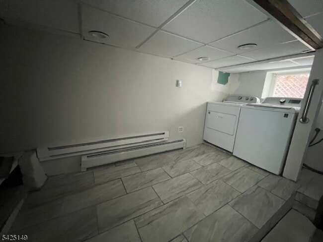 Building Photo - 81 S Maple Ave